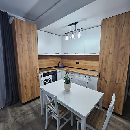 Lora's Place Napoca شقة *