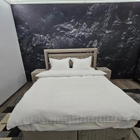 Lora's Place Napoca * كلوج-نابوكا